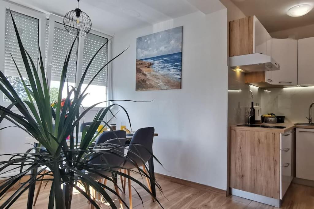 Apartman Liburna Rijeka Exterior foto